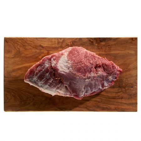 Presa ibérica fresca lista para cocinar